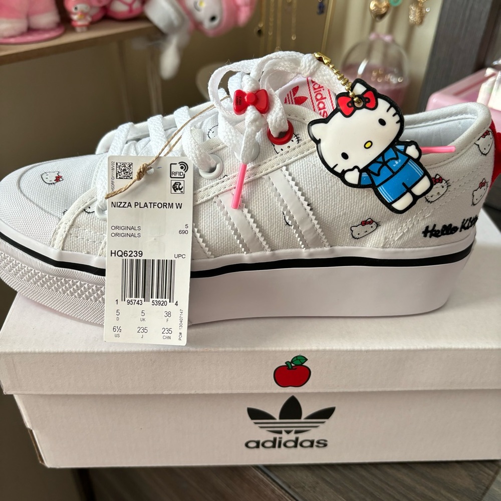 ADIDAS x HELLO KITTY ORIGINALS NIZZA PLATFORM WOMEN sz 6.5